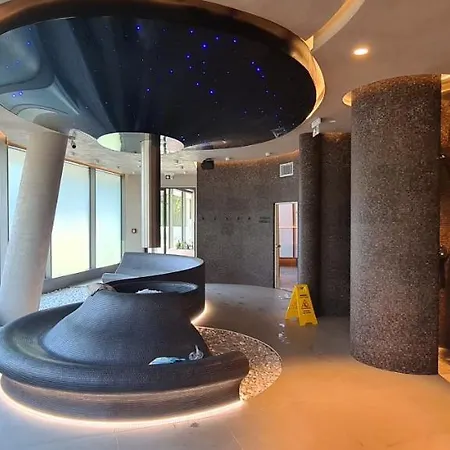 Wave - Seaview B645 - Free Parking 아파트