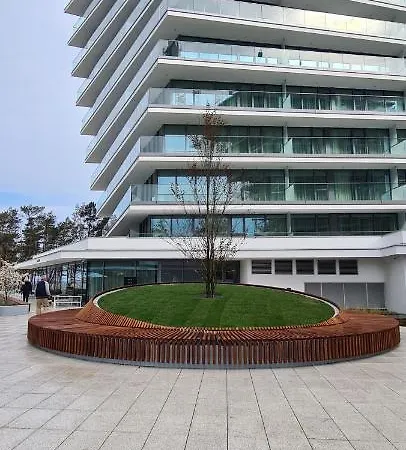 Wave - Seaview B645 - Free Parking *