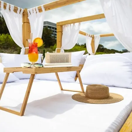 Wave - Seaview B645 - Free Parking