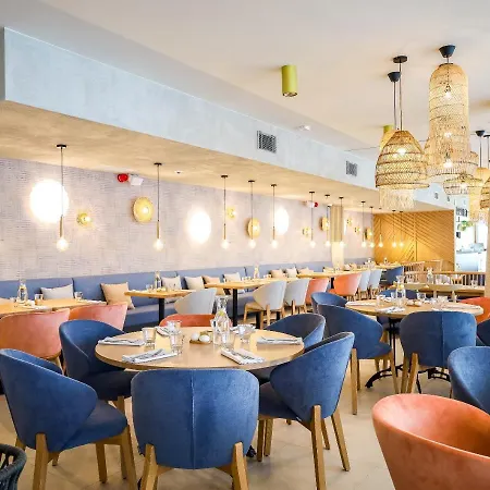 Wave - Seaview B645 - Free Parking *