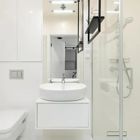 Wave - Seaview B645 - Free Parking *